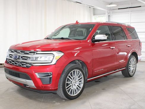 Used 2022 Ford Expedition Platinum AWD/4WD image 4