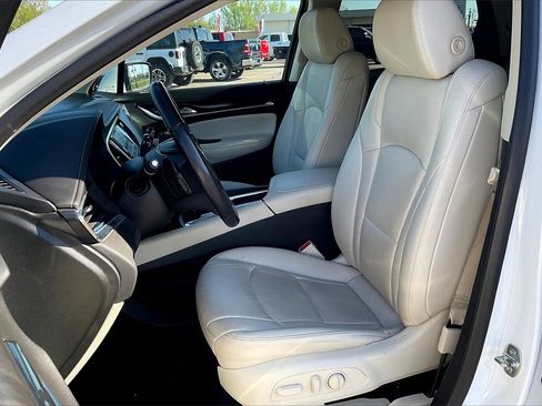 Used 2023 Buick Enclave Essence w/ Experience Buick Package image 24