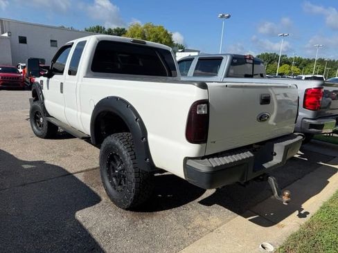 Used 2009 Ford F250 XL AWD/4WD image 6