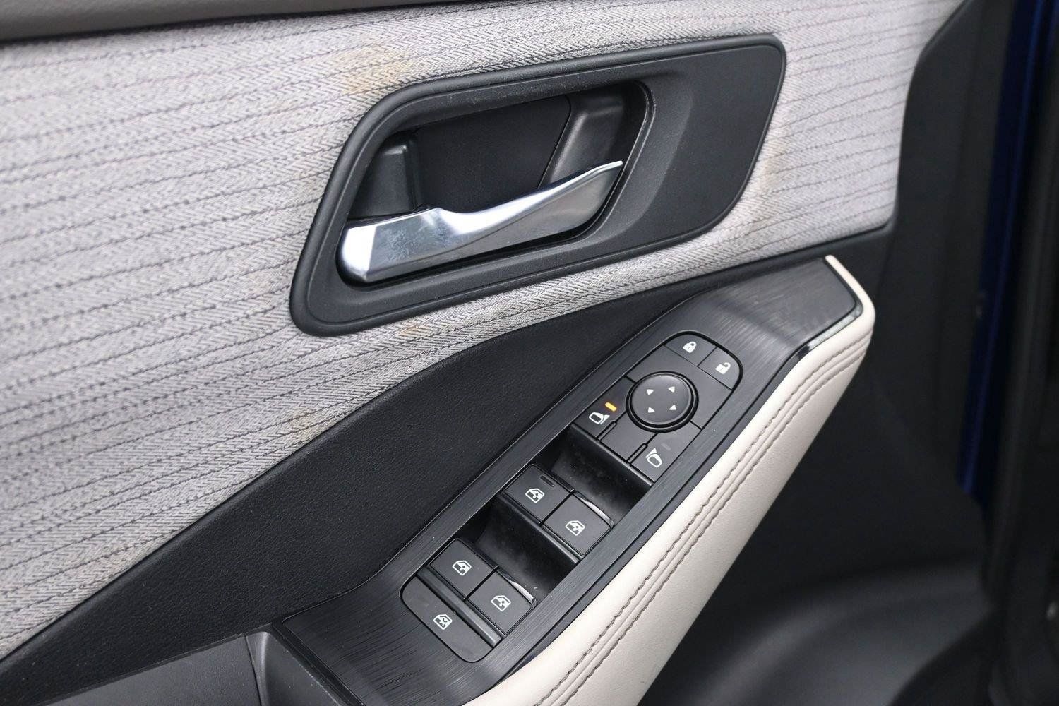 Certified 2021 Nissan Rogue SV AWD/4WD image 9