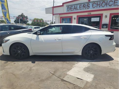 Used 2020 Nissan Maxima SR w/ Sport Mat Group FWD image 7
