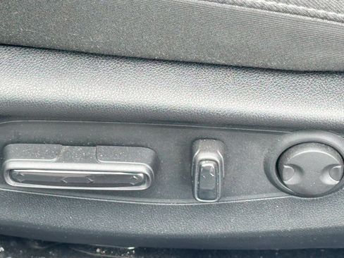 Used 2023 Honda Accord EX image 7