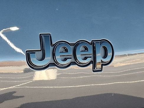 New 2025 Jeep Grand Cherokee L Limited image 10