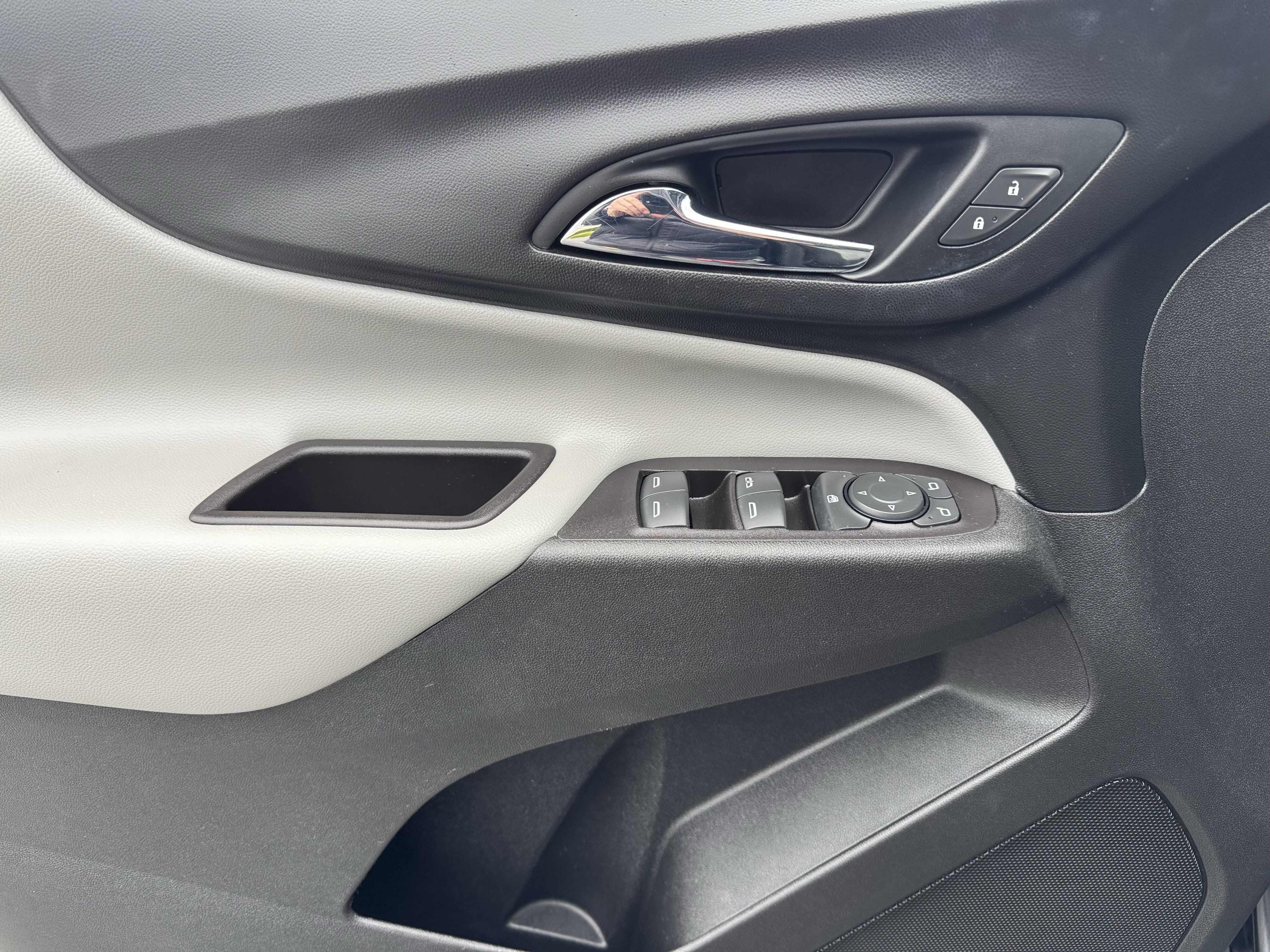 Certified 2022 Chevrolet Equinox LS AWD/4WD image 10