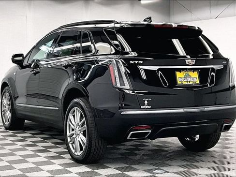 Used 2024 Cadillac XT5 Sportv w/ Technology Package AWD/4WD image 2