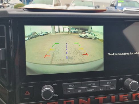 Used 2025 Nissan Frontier PRO-4X w/ Black Accent Package image 21