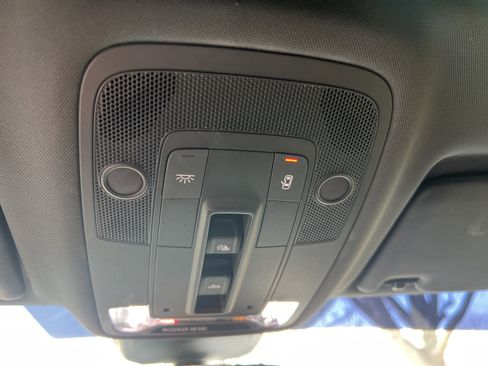 Used 2020 Audi Q3 2.0T Premium Plus w/ Premium Plus Package image 20