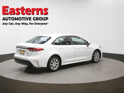 Used 2023 Toyota Corolla LE image 41