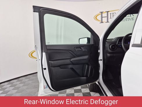 Certified 2024 Chevrolet Colorado W/T RWD image 14