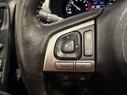 Used 2017 Subaru Forester 2.5i Touring image 42