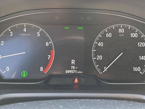 Used 2018 Honda Accord Touring image 10