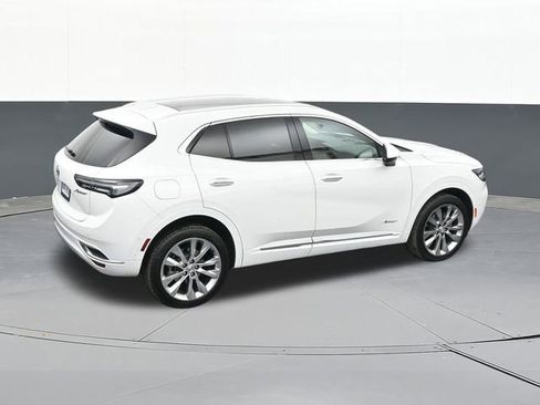 Used 2022 Buick Envision Avenir w/ Technology Package II image 61