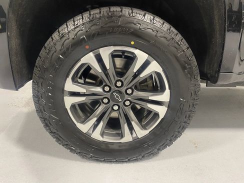 Used 2021 Chevrolet Colorado Z71 w/ Safety Package image 40