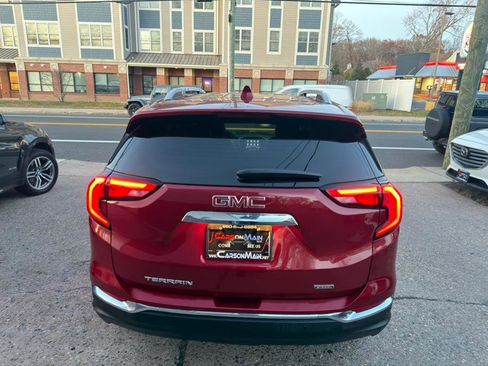 Used 2018 GMC Terrain SLT w/ Infotainment Package II image 6