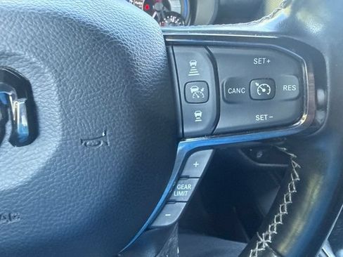 Used 2022 RAM 1500 Limited AWD/4WD image 36