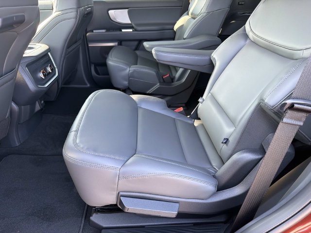 New 2027 Ford Expedition Active RWD image 19