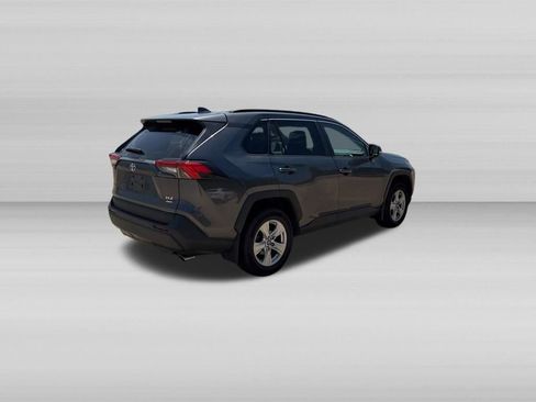 Used 2020 Toyota RAV4 XLE w/ Convenience Package AWD/4WD image 6