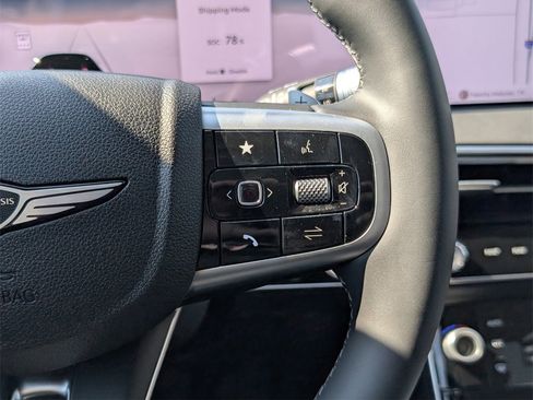 New 2026 Genesis GV70 2.5T image 17