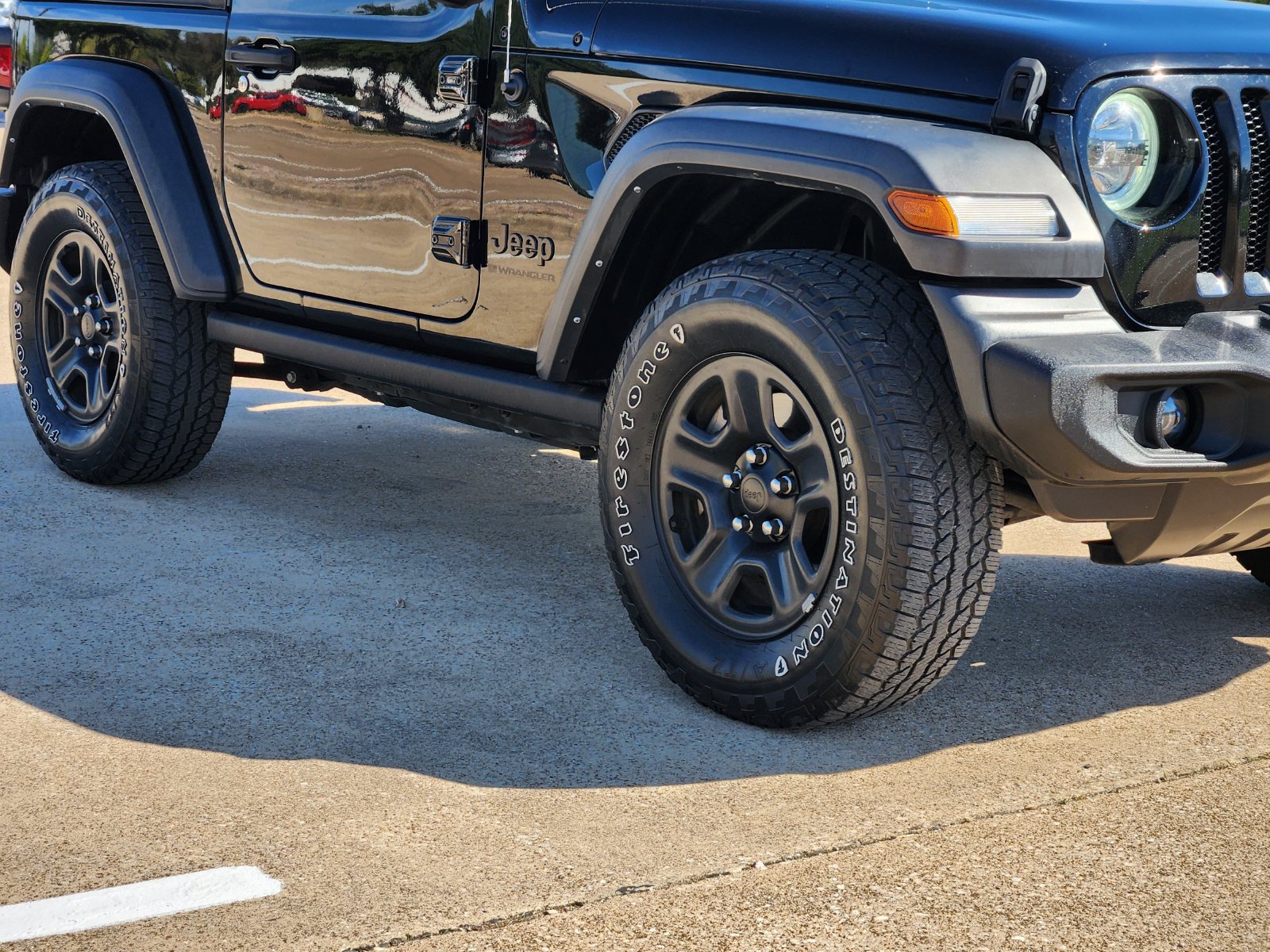 Used 2023 Jeep Wrangler Sport AWD/4WD image 11