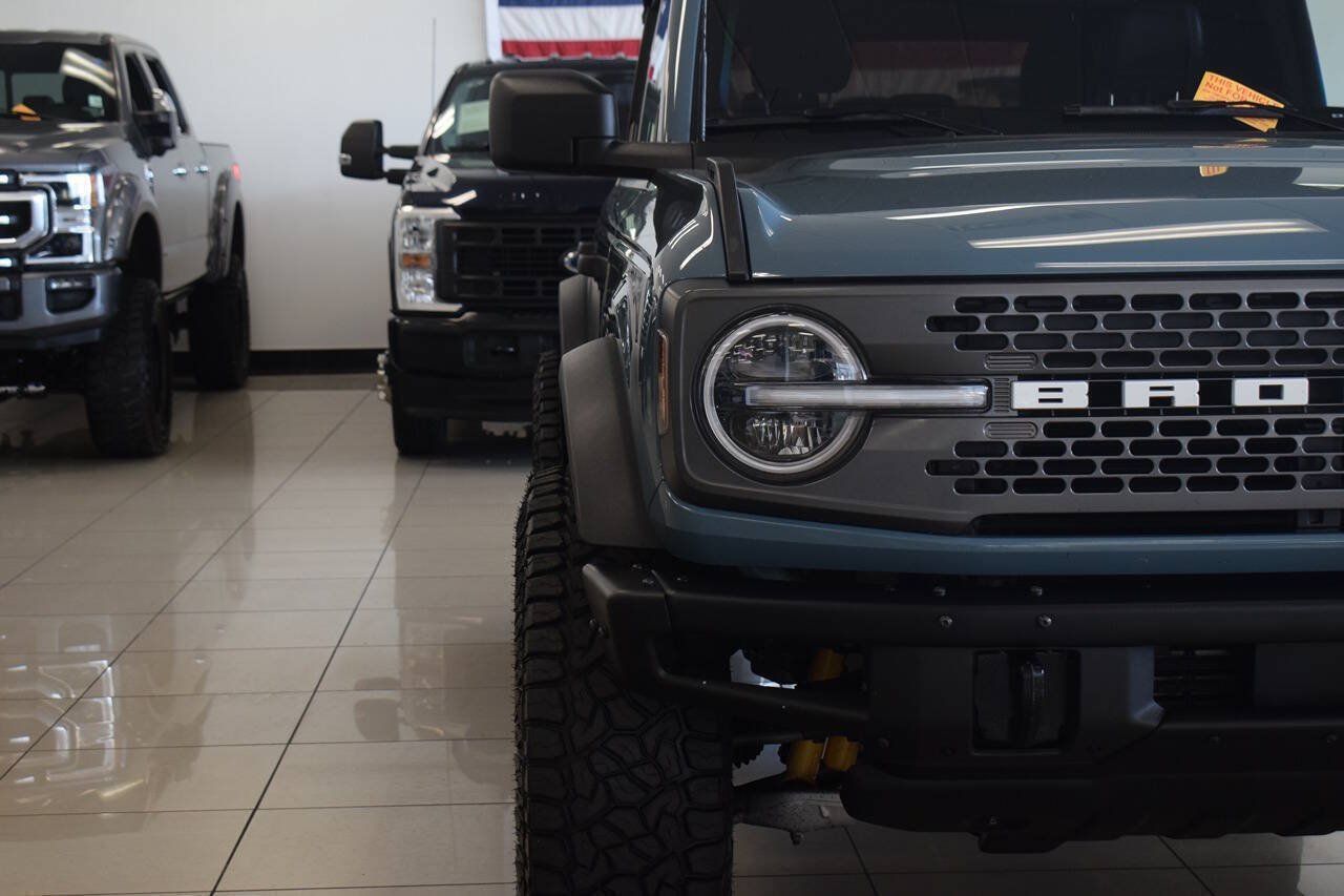 Used 2022 Ford Bronco Badlands AWD/4WD image 9
