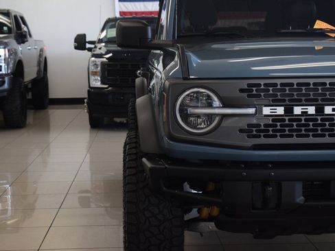Used 2022 Ford Bronco Badlands AWD/4WD image 9