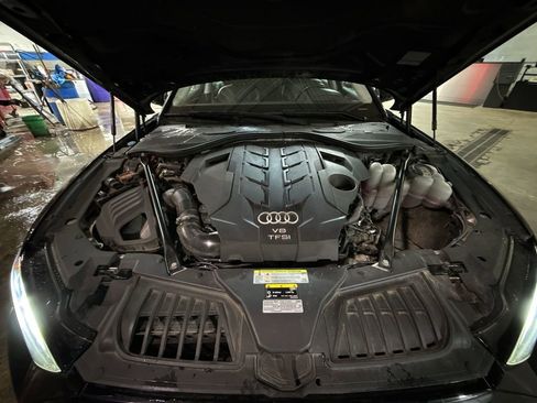 Used 2020 Audi A8 L 4.0T w/ Executive Package image 18