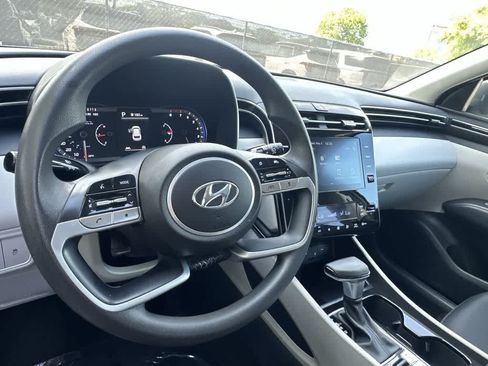 Used 2024 Hyundai Tucson SEL FWD image 13
