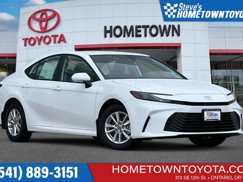 Used 2025 Toyota Camry LE w/ Convenience Package AWD/4WD image 1
