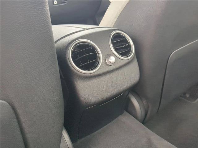 Used 2018 Mercedes-Benz C 300 Sedan image 18