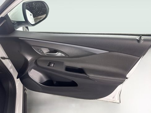 Used 2026 Buick Envista Preferred FWD image 28