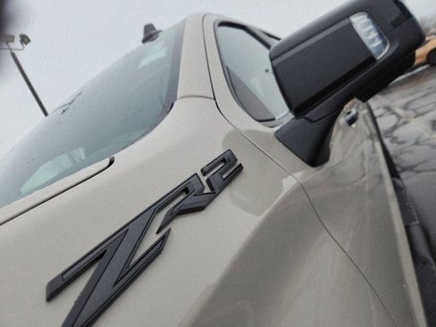 New 2026 Chevrolet Silverado 1500 ZR2 image 10