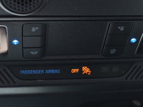 New 2025 Ford Bronco Badlands image 36