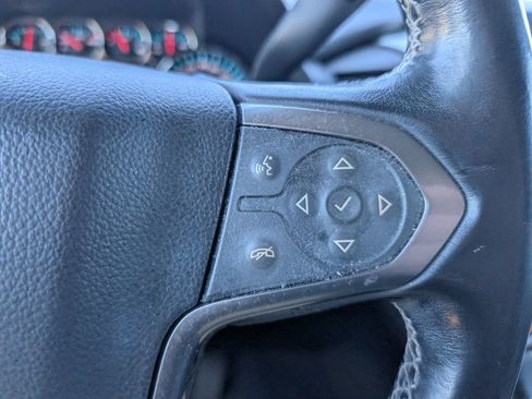 Used 2019 Chevrolet Tahoe LT image 16