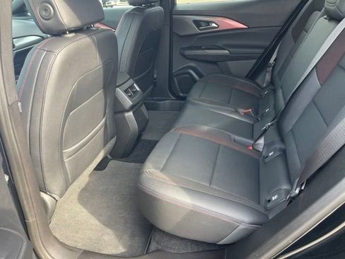 Used 2025 Chevrolet Equinox EV RS FWD image 17