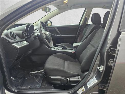 Used 2013 MAZDA MAZDA3 i Touring image 18