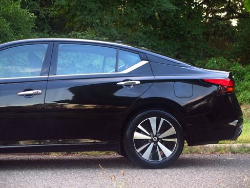 Used 2019 Nissan Altima 2.5 SV AWD/4WD image 23
