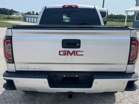 Used 2018 GMC Sierra 1500 Denali w/ Denali Ultimate Package AWD/4WD image 4