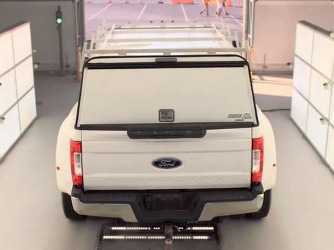 Used 2019 Ford F350 XL w/ XL Value Package AWD/4WD image 4