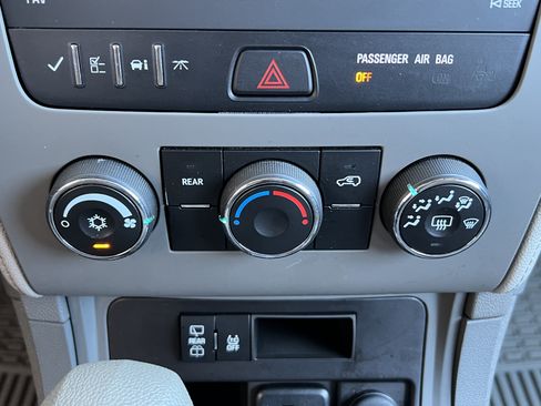 Used 2017 Chevrolet Traverse LS AWD/4WD image 31