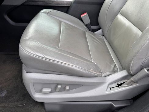 Used 2016 Chevrolet Tahoe LT image 17