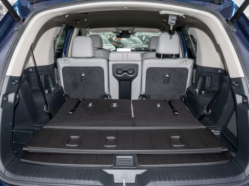 Used 2025 Honda Pilot EX-L image 11