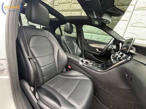 Used 2018 Mercedes-Benz C 300 4MATIC Sedan image 35