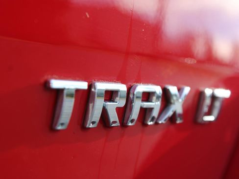 Used 2015 Chevrolet Trax LT w/ LT Sun and Sound Package image 7