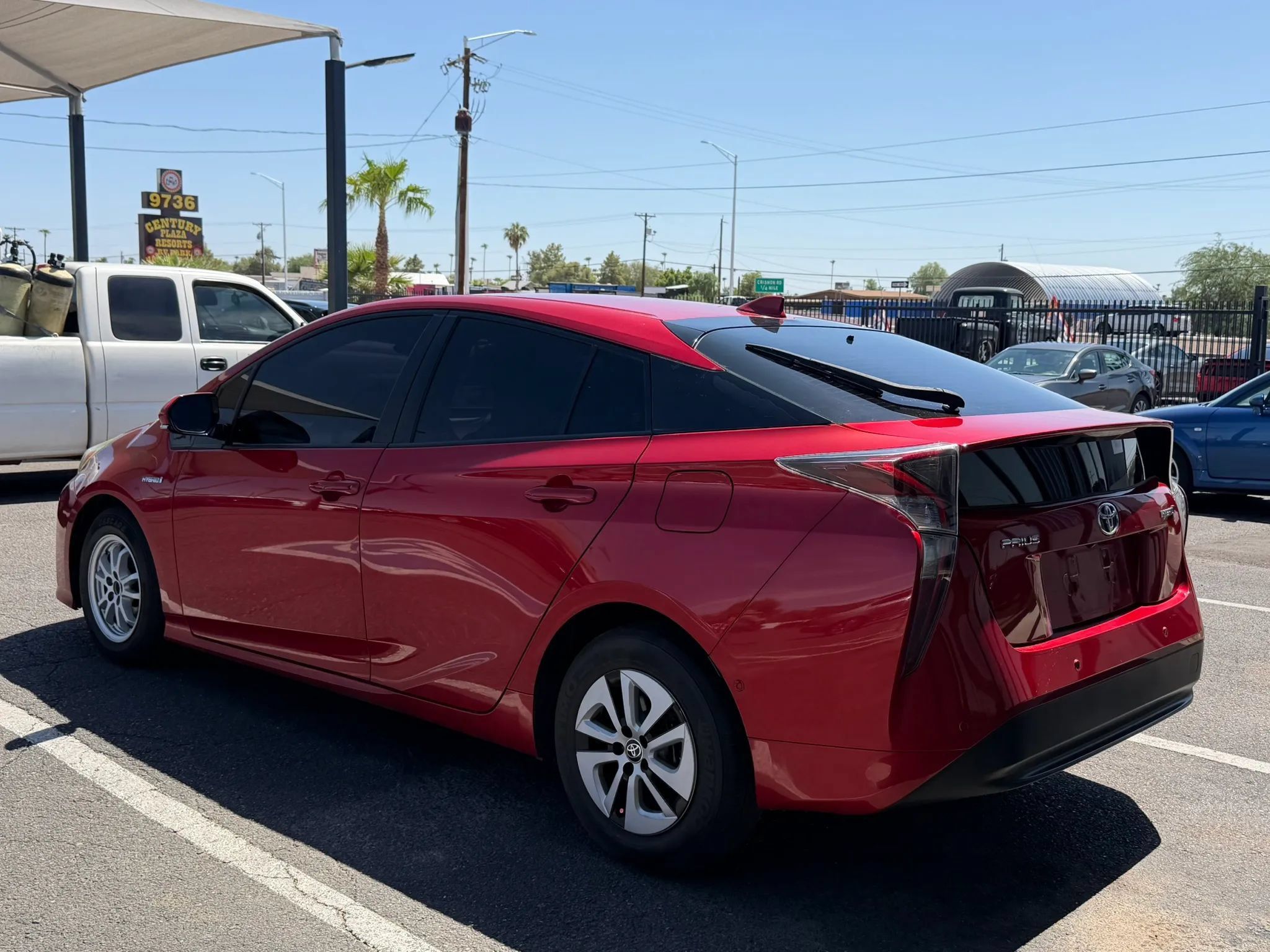 Used 2018 Toyota Prius Two w/ Prius Two Safety Plus Package FWD image 5