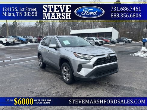 Used 2023 Toyota RAV4 XLE image 1