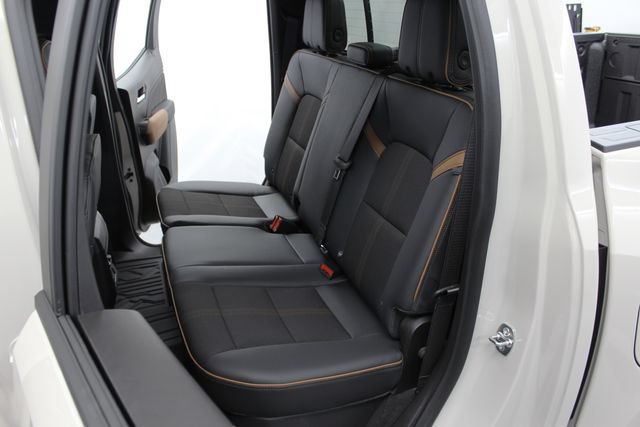 New 2026 GMC Canyon AT4 w/ Technology Plus Package AWD/4WD image 17