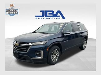 Used 2023 Chevrolet Traverse LT video 1