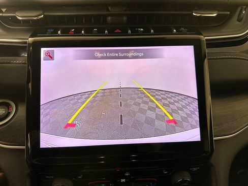 Certified 2022 Jeep Grand Cherokee Limited 4xe AWD/4WD image 29