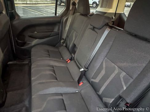 Used 2017 Ford Transit Connect XLT image 11