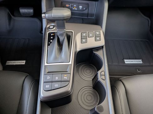 New 2026 Kia Sportage SX image 13